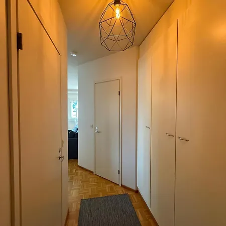 Cozy With Sauna In The Center דירה