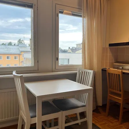 Cozy With Sauna In The Center